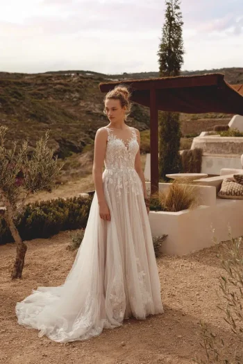 Traumhaftes Tüllkleid Brautrobe in der Nähe von Beromünster – zeitlos & individuell