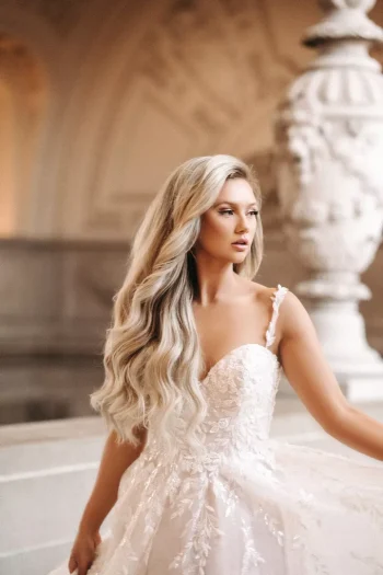 Traumhaftes A-Linie Brautmode in der Nähe von Beromünster – zeitlos & individuell