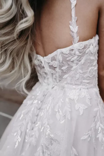 Traumhaftes A-Linie Brautmode in der Nähe von Beromünster – zeitlos & individuell