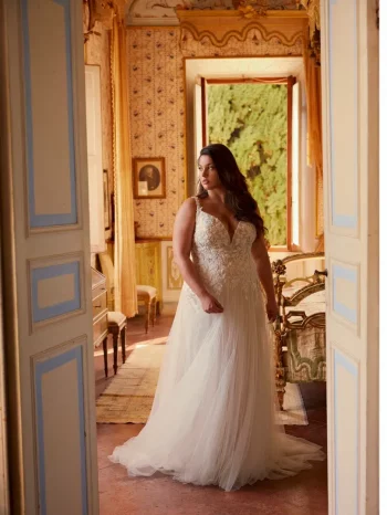 Traumhaftes A-Linie Hochzeitskleid nahe Baden – zeitlos & individuell
