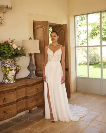 Traumhaftes Chiffon Brautkleid in der Nähe von Beromünster – zeitlos & individuell