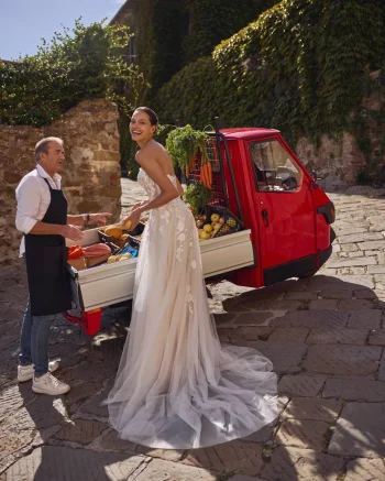 Dein Brautmode A-Linie wartet in der Nähe von Baden – Beratung & Anprobe inklusive