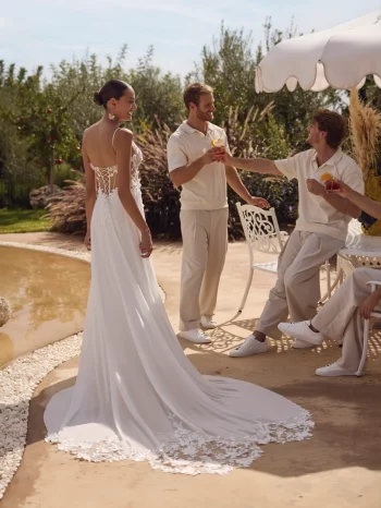 Traumhaftes figurbetont Brautrobe in der Nähe von Lörrach – zeitlos & individuell