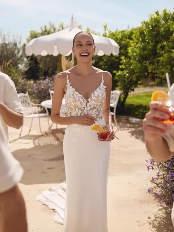 Traumhaftes figurbetont Brautrobe in der Nähe von Lörrach – zeitlos & individuell