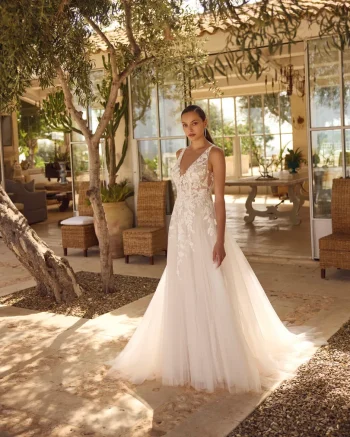 Brautrobe im Tüllkleid-Design nahe Beromünster – jetzt entdecken