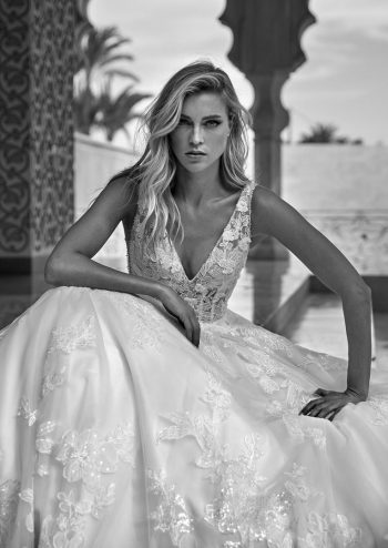 Brautrobe im A-Linie-Design nahe Basel – jetzt entdecken