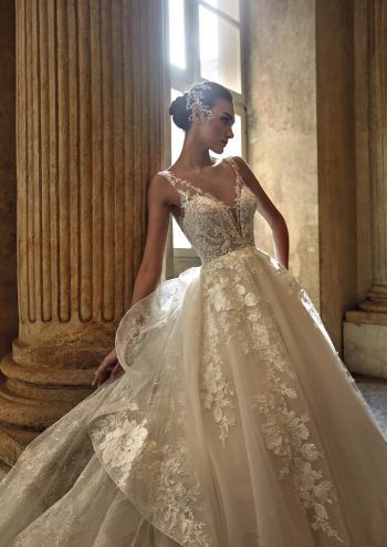 Brautrobe im A-Linie-Design nahe Freiburg – jetzt entdecken