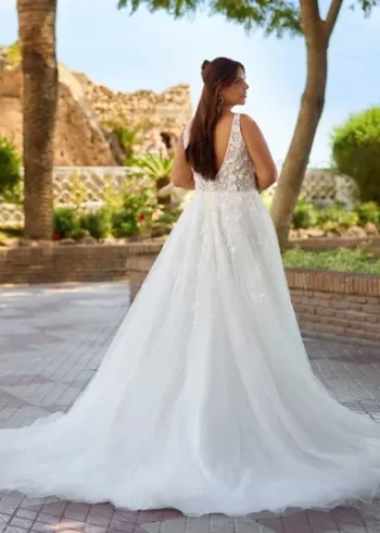 Dein Traumkleid Tüllkleid wartet nahe Baden – Beratung & Anprobe inklusive