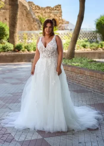 Traumhaftes A-Linie Brautrobe bei uns in der Nähe von Basel – zeitlos & individuell