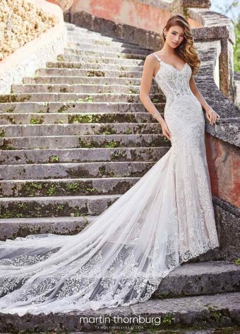 Traumkleid im figurbetont-Design in der Nähe von Zürich – jetzt entdecken