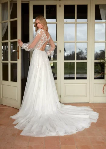 Traumhaftes zarte Tüllrobe Brautkleid in der Nähe von Muttenz – zeitlos & individuell