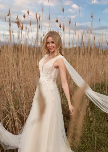 Traumhaftes zarte Tüllrobe Hochzeitskleid in der Nähe von Rheinfelden – zeitlos & individuell