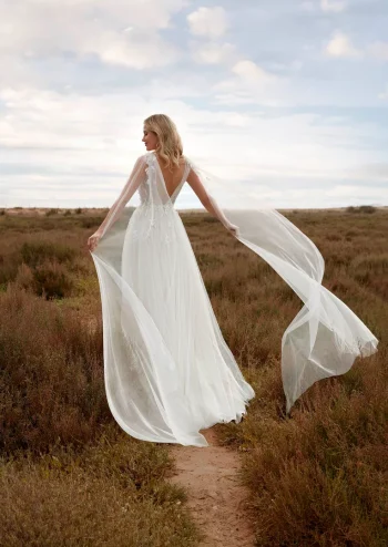 Traumhaftes zarte Tüllrobe Hochzeitskleid in der Nähe von Rheinfelden – zeitlos & individuell