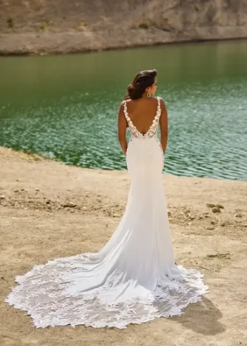 Brautrobe im Fit & Flare-Design in der Nähe von Baden – jetzt entdecken