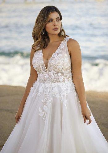 Brautrobe im A-Linie-Design bei uns in der Nähe von Basel – jetzt entdecken