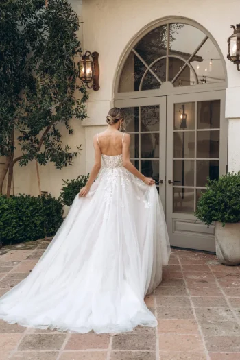 Dein Brautmode Tüll wartet bei uns in Muttenz – Beratung & Anprobe inklusive