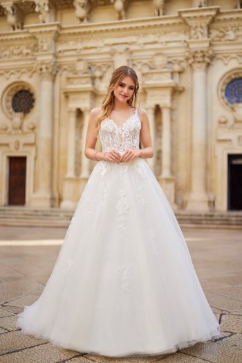 Hochzeitskleid A-Linienkleid bei uns in der Nähe von Waldshut-Tiengen – entdecke deine persönliche Note