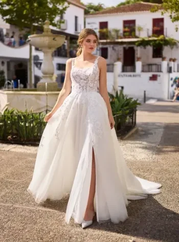 Traumhaftes Tüll Traumkleid in der Nähe von Beromünster – zeitlos & individuell